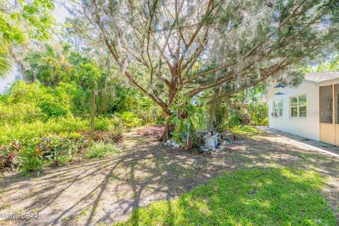 House in South Daytona, Florida 3 bedrooms, 157.93 sq.m. № 1817310 - photo 25