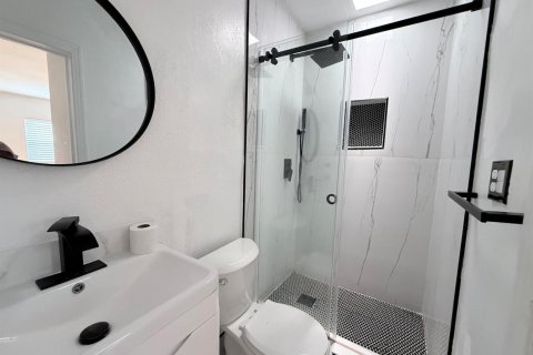 Villa ou maison à vendre à Pompano Beach, Floride: 4 chambres, 167.41 m2 № 2175651 - photo 25