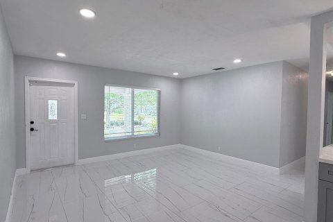 Villa ou maison à vendre à Pompano Beach, Floride: 4 chambres, 167.41 m2 № 2175651 - photo 20