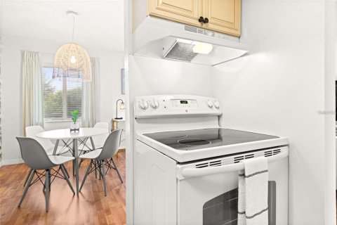 Condominio en alquiler en Clearwater, Florida, 1 dormitorio, 54.81 m2 № 1876754 - foto 13