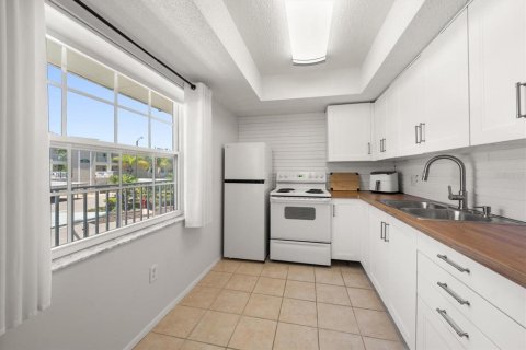 Condominio en venta en Dunedin, Florida, 1 dormitorio, 80.73 m2 № 2103894 - foto 7
