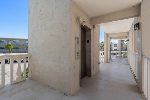 Condominio en venta en Dunedin, Florida, 1 dormitorio, 80.73 m2 № 2103894 - foto 25