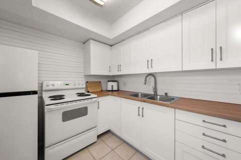 Condominio en venta en Dunedin, Florida, 1 dormitorio, 80.73 m2 № 2103894 - foto 8