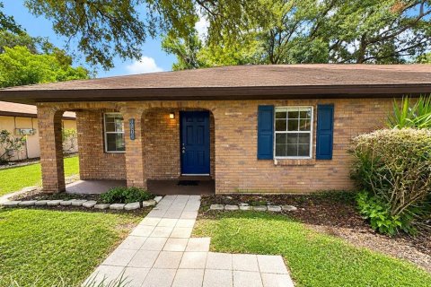 Touwnhouse à Winter Haven, Floride 2 chambres, 88.26 m2 № 2342225