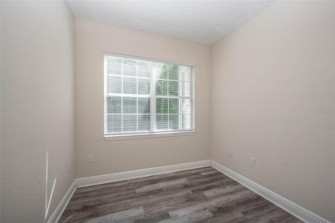 Condo in Winter Garden, Florida, 2 bedrooms  № 1919532 - photo 2