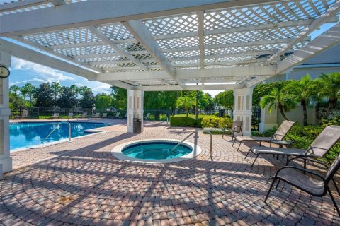 Condo in Winter Garden, Florida, 2 bedrooms  № 1919532 - photo 18