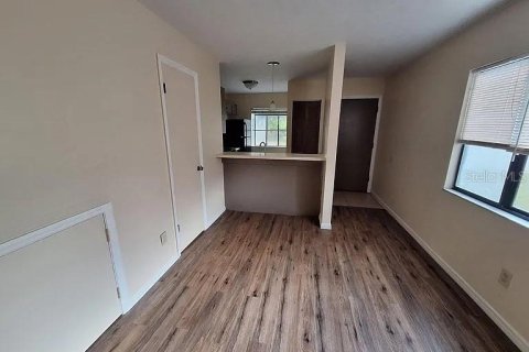 Touwnhouse à louer à Gainesville, Floride: 2 chambres, 94.39 m2 № 2167781 - photo 9