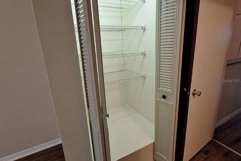 Touwnhouse à louer à Gainesville, Floride: 2 chambres, 94.39 m2 № 2167781 - photo 24