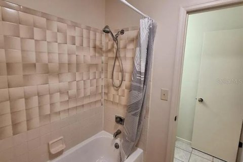 Touwnhouse à louer à Gainesville, Floride: 2 chambres, 94.39 m2 № 2167781 - photo 22