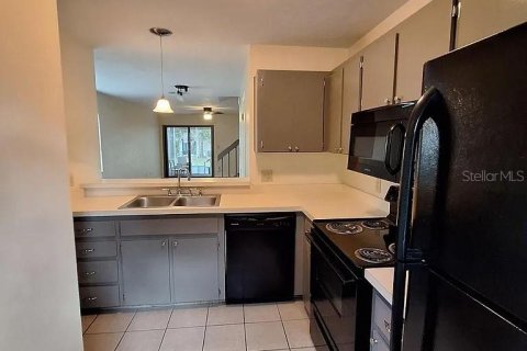 Touwnhouse à louer à Gainesville, Floride: 2 chambres, 94.39 m2 № 2167781 - photo 5