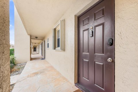 Condo in Delray Beach, Florida, 2 bedrooms № 2086849 - photo 24