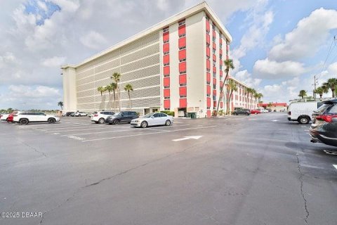 Copropriété à vendre à Daytona Beach, Floride: 2 chambres, 95.69 m2 № 1902238 - photo 2