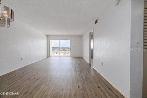 Copropriété à vendre à Daytona Beach, Floride: 2 chambres, 95.69 m2 № 1902238 - photo 5