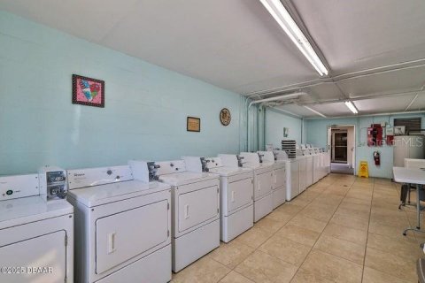 Copropriété à vendre à Daytona Beach, Floride: 2 chambres, 95.69 m2 № 1902238 - photo 21