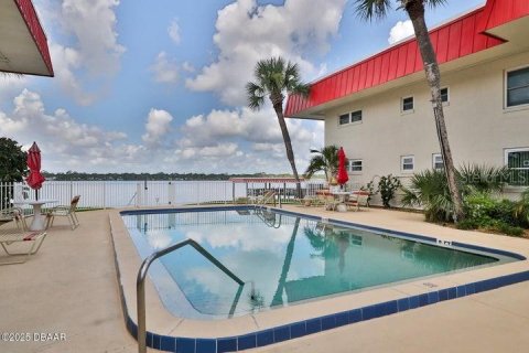 Copropriété à vendre à Daytona Beach, Floride: 2 chambres, 95.69 m2 № 1902238 - photo 26