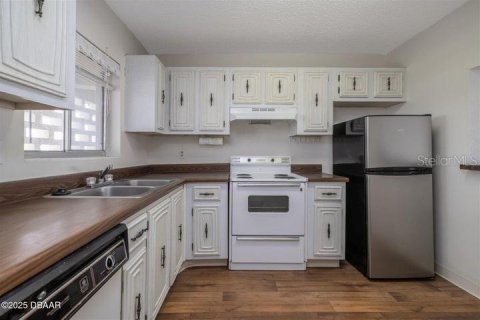 Copropriété à vendre à Daytona Beach, Floride: 2 chambres, 95.69 m2 № 1902238 - photo 10
