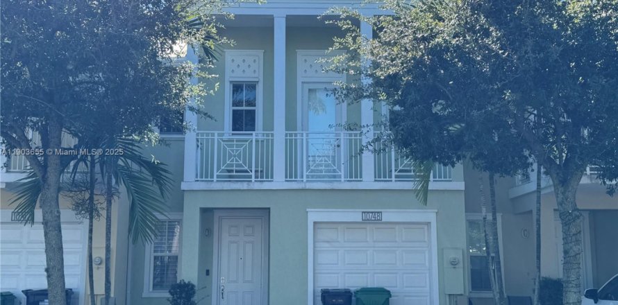 Touwnhouse à Doral, Floride 3 chambres, 186.55 m2 № 1956043