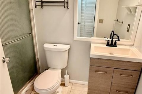 Condominio en alquiler en Tampa, Florida, 2 dormitorios, 99.22 m2 № 2280078 - foto 12