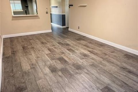 Condominio en alquiler en Tampa, Florida, 2 dormitorios, 99.22 m2 № 2280078 - foto 7