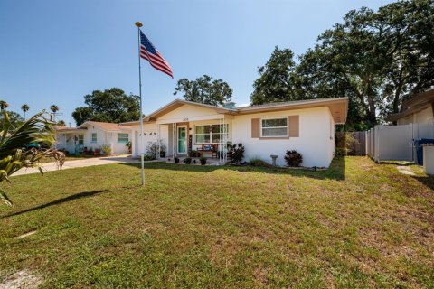 House in Largo, Florida 2 bedrooms, 89.65 sq.m. № 1769765 - photo 20