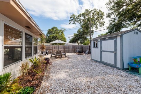 House in Largo, Florida 2 bedrooms, 89.65 sq.m. № 1769765 - photo 4