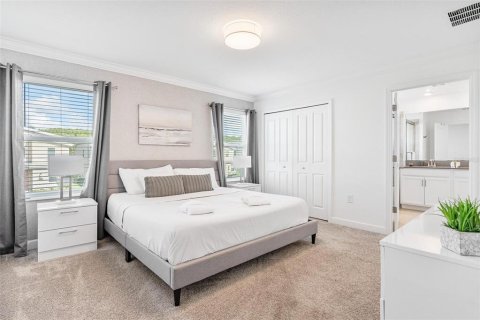 Adosado en venta en Kissimmee, Florida, 4 dormitorios, 177.81 m2 № 1915719 - foto 24