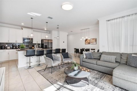 Adosado en venta en Kissimmee, Florida, 4 dormitorios, 177.81 m2 № 1915719 - foto 12