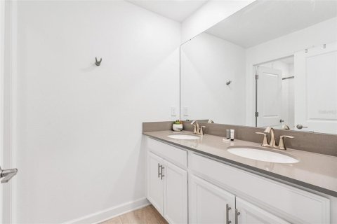 Adosado en venta en Kissimmee, Florida, 4 dormitorios, 177.81 m2 № 1915719 - foto 19