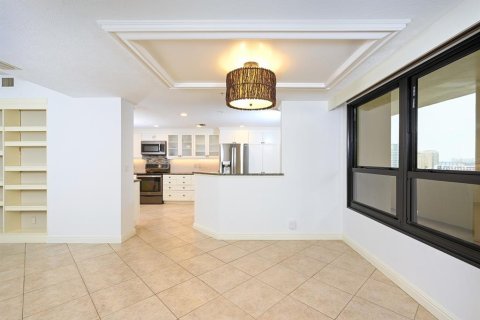 Condominio en venta en Sarasota, Florida, 2 dormitorios, 153.94 m2 № 2097147 - foto 13