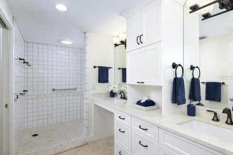 Condominio en venta en Sarasota, Florida, 2 dormitorios, 153.94 m2 № 2097147 - foto 28