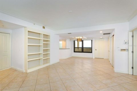 Condominio en venta en Sarasota, Florida, 2 dormitorios, 153.94 m2 № 2097147 - foto 10