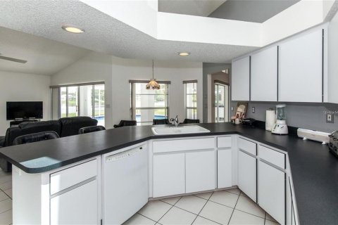 Casa en alquiler en Port Charlotte, Florida, 3 dormitorios, 191.29 m2 № 1853315 - foto 17