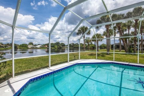 Casa en alquiler en Port Charlotte, Florida, 3 dormitorios, 191.29 m2 № 1853315 - foto 5