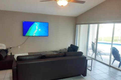 Casa en alquiler en Port Charlotte, Florida, 3 dormitorios, 191.29 m2 № 1853315 - foto 20