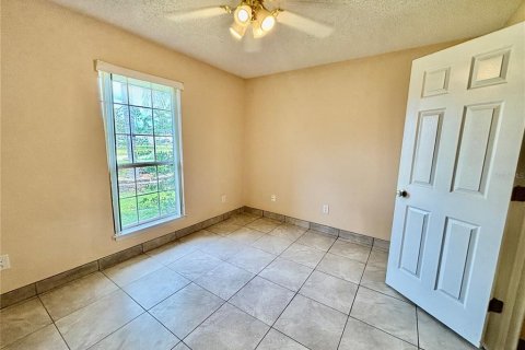 Casa en venta en Palm Coast, Florida, 4 dormitorios, 164.53 m2 № 1911995 - foto 25