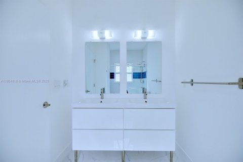 Купить виллу или дом в Себринг, Флорида 6 комнат, 126.25м2, № 1956612 - фото 24