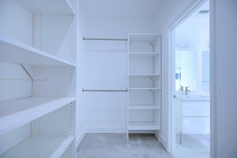 Купить виллу или дом в Себринг, Флорида 6 комнат, 126.25м2, № 1956612 - фото 23