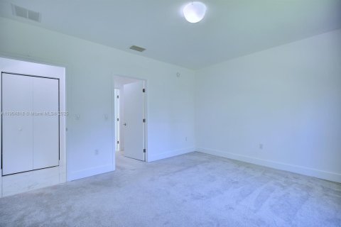 Купить виллу или дом в Себринг, Флорида 6 комнат, 126.25м2, № 1956612 - фото 20