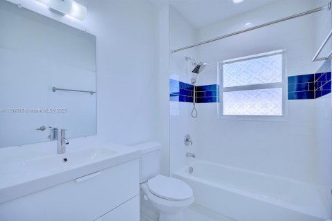 Купить виллу или дом в Себринг, Флорида 6 комнат, 126.25м2, № 1956612 - фото 16