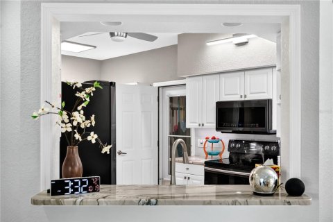 Copropriété à vendre à Bradenton, Floride: 2 chambres, 125.7 m2 № 2427568 - photo 8