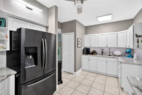 Copropriété à vendre à Bradenton, Floride: 2 chambres, 125.7 m2 № 2427568 - photo 13