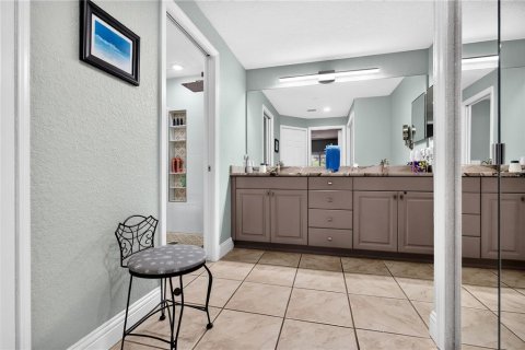 Copropriété à vendre à Bradenton, Floride: 2 chambres, 125.7 m2 № 2427568 - photo 17