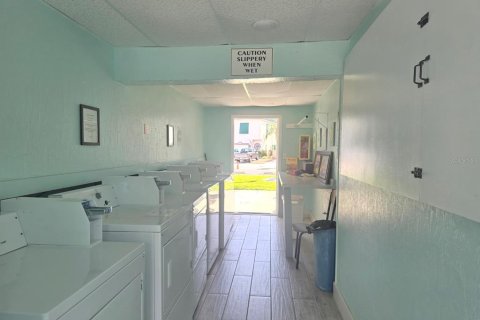 Condo in Cape Canaveral, Florida, 1 bedroom  № 1066639 - photo 30