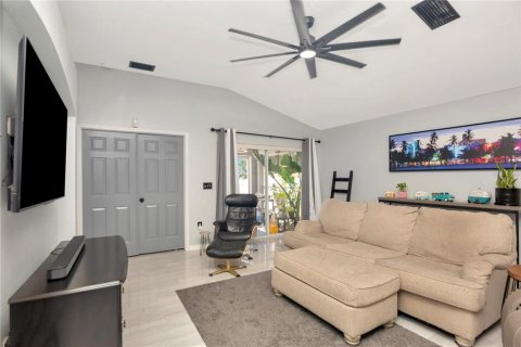 Villa ou maison à vendre à Ruskin, Floride: 3 chambres, 193.42 m2 № 2341653 - photo 12