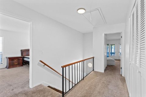 Condo in Altamonte Springs, Florida, 4 bedrooms  № 2385878 - photo 16