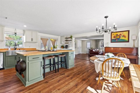 House in Montverde, Florida 2 bedrooms, 129.69 sq.m. № 1658406 - photo 7