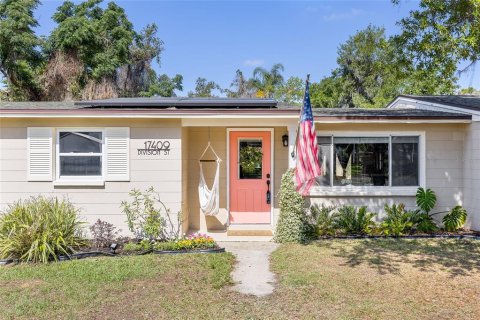House in Montverde, Florida 2 bedrooms, 129.69 sq.m. № 1658406 - photo 2