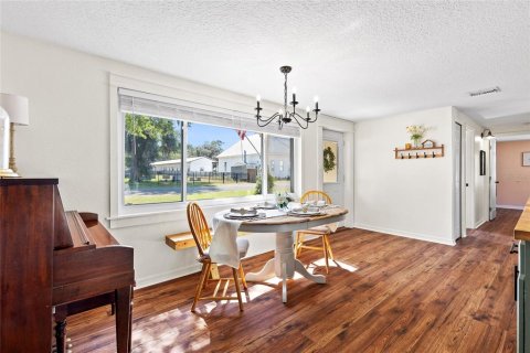 House in Montverde, Florida 2 bedrooms, 129.69 sq.m. № 1658406 - photo 8