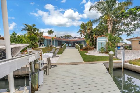 House in Palmetto, Florida 3 bedrooms, 245.73 sq.m. № 2203718 - photo 22