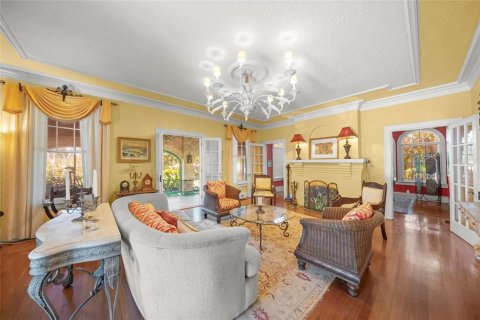 Casa en venta en Sarasota, Florida, 6 dormitorios, 419.18 m2 № 2111927 - foto 6